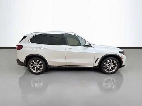 Certified 2022 BMW X5 xDrive40i w/ Premium Package AWD/4WD image 7