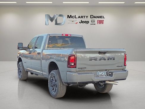 New 2026 RAM 2500 Big Horn AWD/4WD image 4