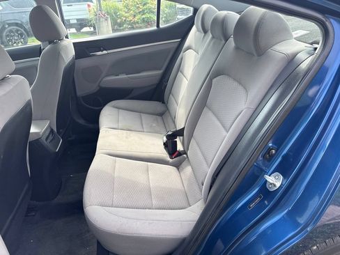 Used 2020 Hyundai Elantra Value Edition FWD image 9