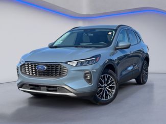 Used 2023 Ford Escape SE video 2