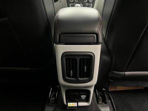 Used 2019 Jeep Compass Limited w/ Safety & Security Group FWD image 10