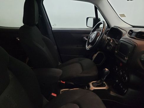 Used 2016 Jeep Renegade Latitude AWD/4WD image 21