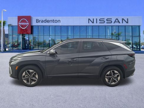 Used 2025 Hyundai Tucson SEL AWD/4WD image 8