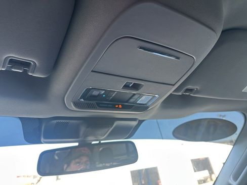 Used 2021 Ford F150 Lariat w/ Equipment Group 502A High image 28