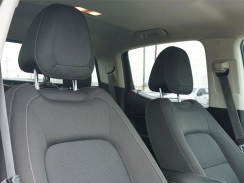 Used 2017 Chevrolet Colorado LT w/ LT Convenience Package RWD image 30