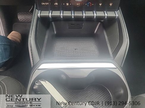 Used 2026 GMC Terrain Elevation FWD image 13