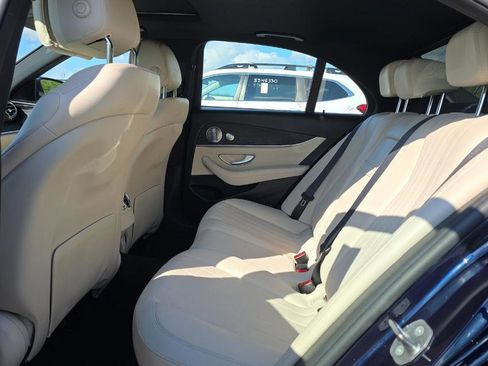 Used 2017 Mercedes-Benz E 300 4MATIC w/ Premium 2 Package image 12