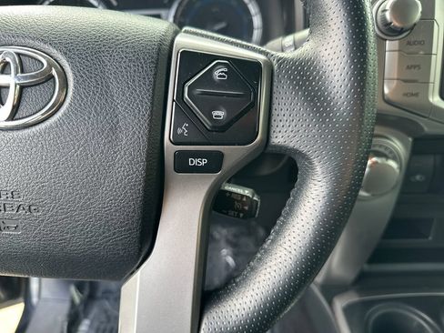 Used 2019 Toyota 4Runner SR5 AWD/4WD image 22