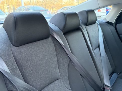 Certified 2025 Honda Accord SE image 30