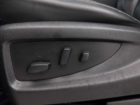 Used 2020 Chevrolet Tahoe LT image 25