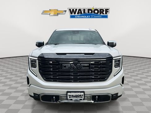 Used 2024 GMC Sierra 1500 Denali Ultimate AWD/4WD image 2