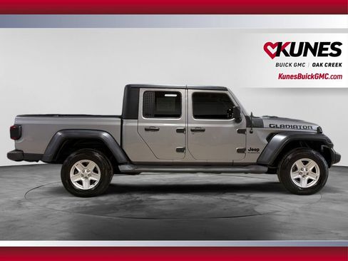 Used 2020 Jeep Gladiator Sport w/ Quick Order Package 24S AWD/4WD image 12