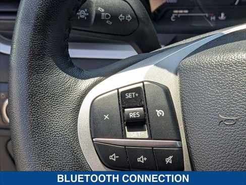 Used 2023 Ford Explorer XLT RWD image 14