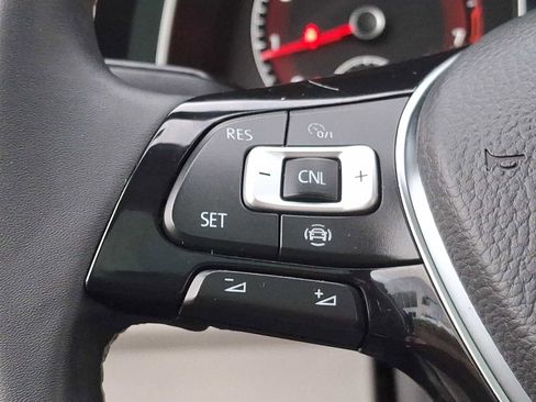 Used 2021 Volkswagen Jetta SE w/ SE Cold Weather Package image 18