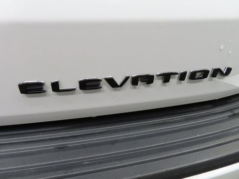 Used 2025 GMC Yukon Elevation w/ Elevation Premium Package image 61