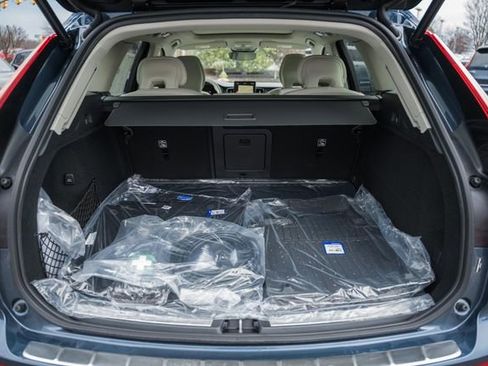 New 2026 Volvo XC60 T8 Ultra w/ Protection Package Premier image 10