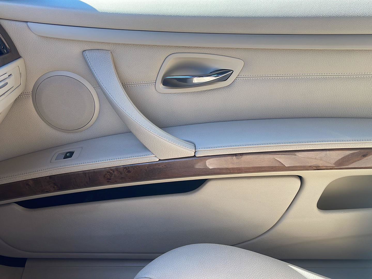 Used 2008 BMW 335i Convertible RWD image 29