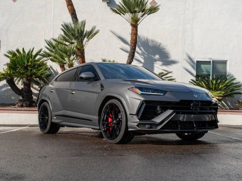 Used 2024 Lamborghini Urus S image 35