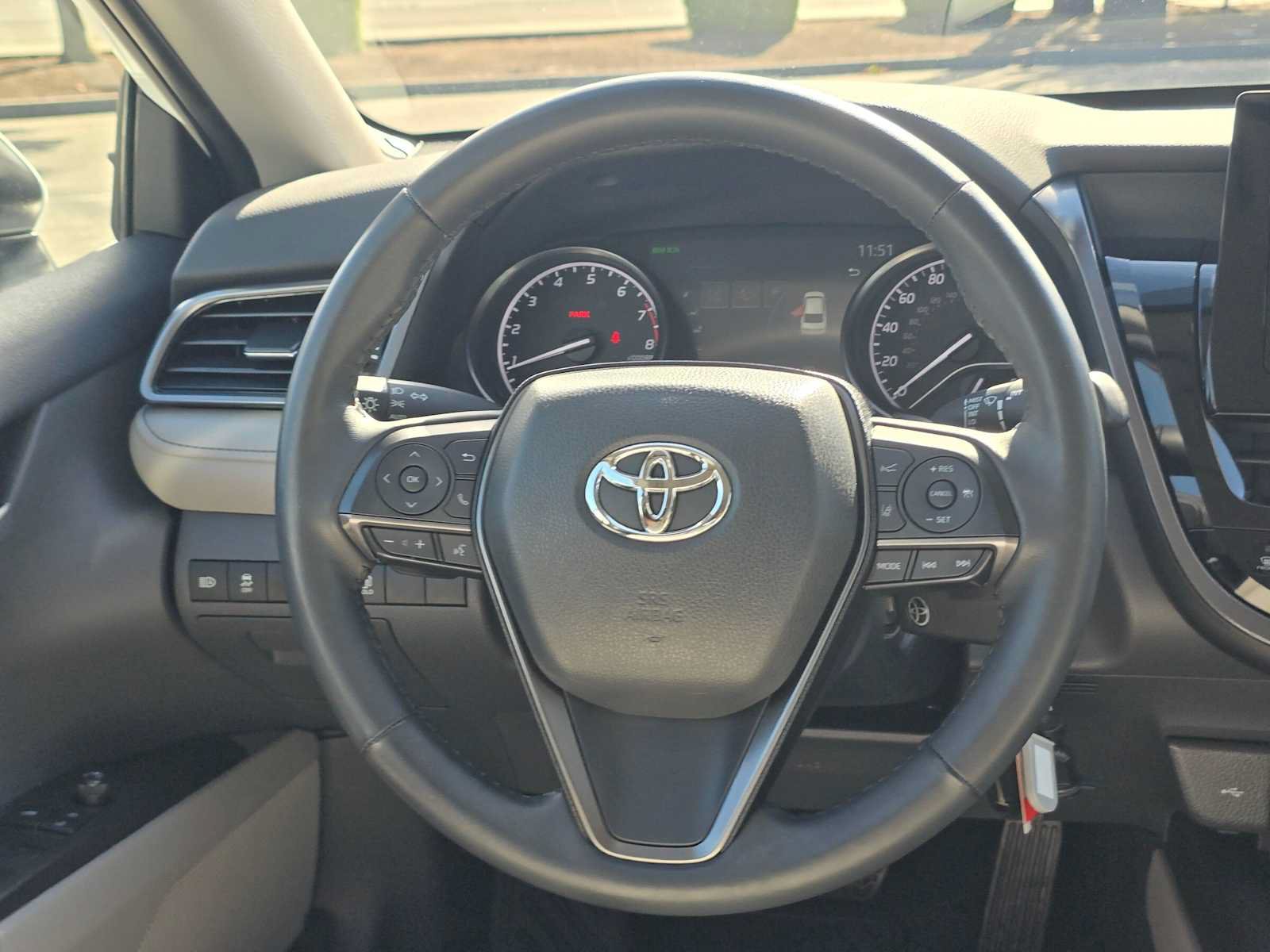 Used 2024 Toyota Camry SE AWD/4WD image 18