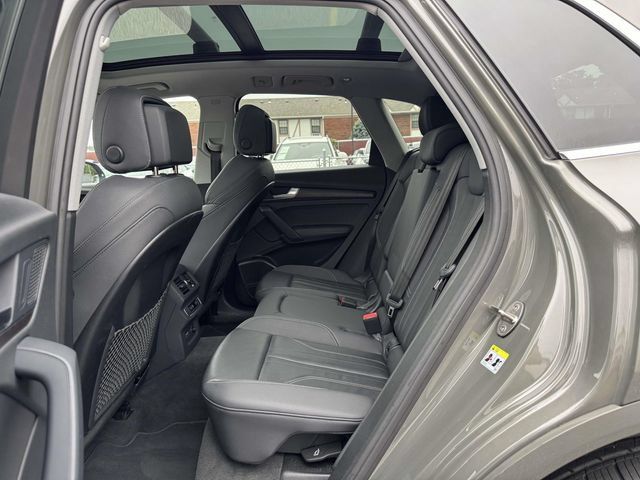 Used 2024 Audi Q5 2.0T Premium Plus AWD/4WD image 17