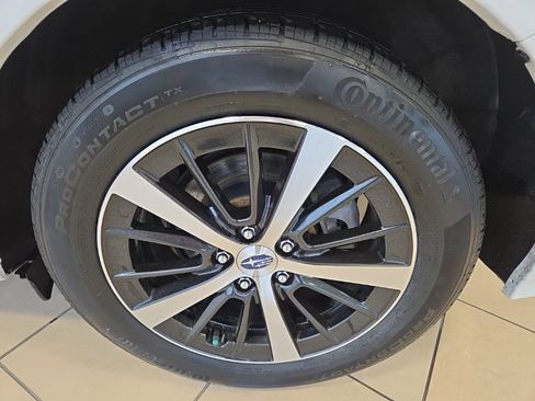 Used 2023 Subaru Impreza Premium image 11