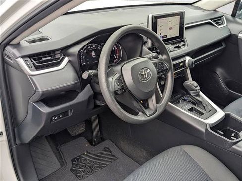 Used 2023 Toyota RAV4 LE image 10