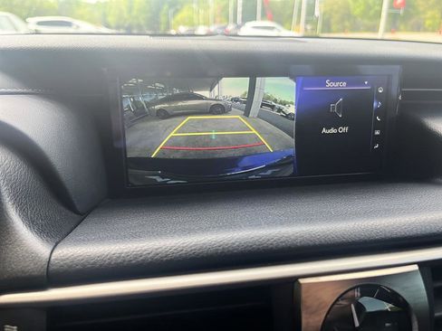 Used 2018 Lexus IS 300 F Sport w/ F Sport Package image 15