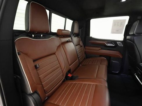 Used 2023 GMC Sierra 1500 Denali Ultimate image 19