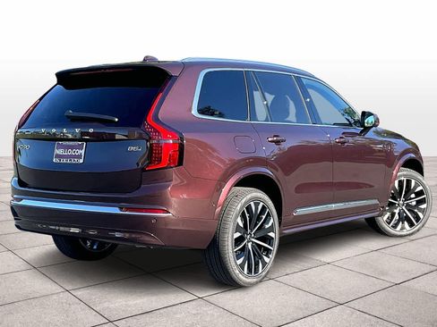 New 2026 Volvo XC90 B5 Plus AWD/4WD image 4