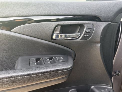 Used 2020 Honda Pilot Elite image 11