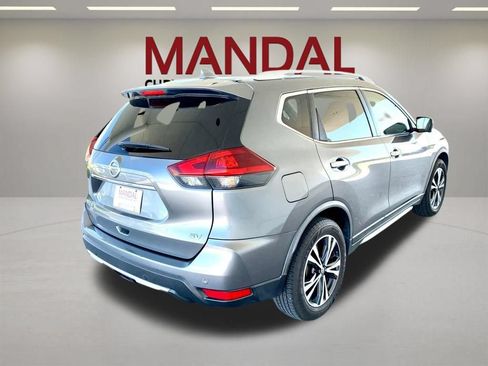 Used 2020 Nissan Rogue SV w/ Premium Package FWD image 5
