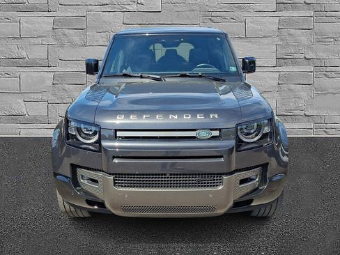 Used 2023 Land Rover Defender 130 X-Dynamic SE AWD/4WD image 3