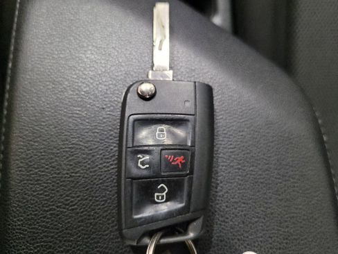 Used 2019 Volkswagen Jetta S w/ Driver Assistance Package FWD image 32