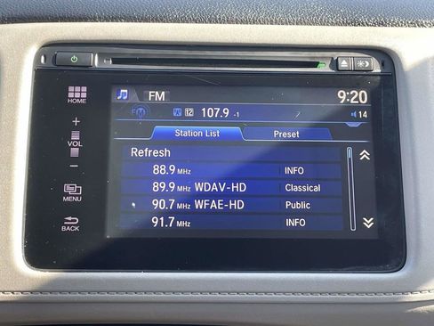 Used 2017 Honda HR-V EX-L image 32