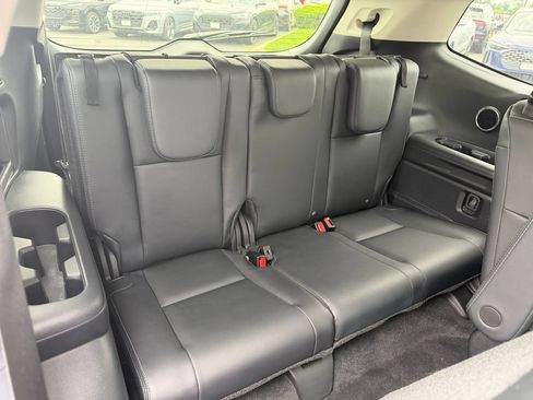 Used 2025 Subaru Ascent Limited AWD/4WD image 20