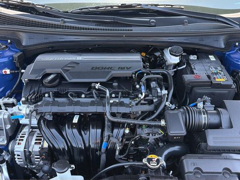 Certified 2025 Hyundai Elantra Sport FWD image 15
