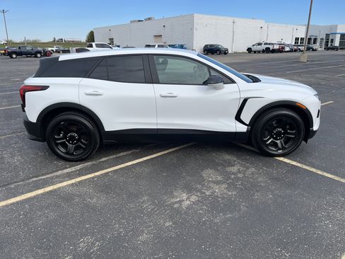 Used 2025 Chevrolet Blazer EV AWD Police image 7