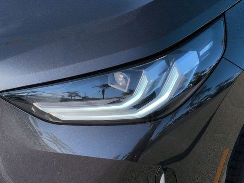 Used 2025 BMW X3 xDrive30i w/ Premium Package image 6