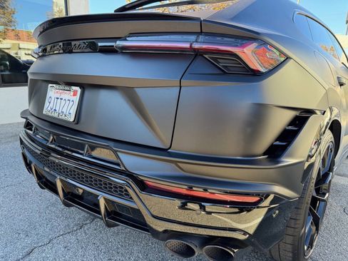 Used 2023 Lamborghini Urus S image 18