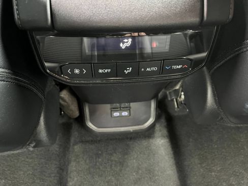 Used 2025 Toyota Highlander XSE AWD/4WD image 20