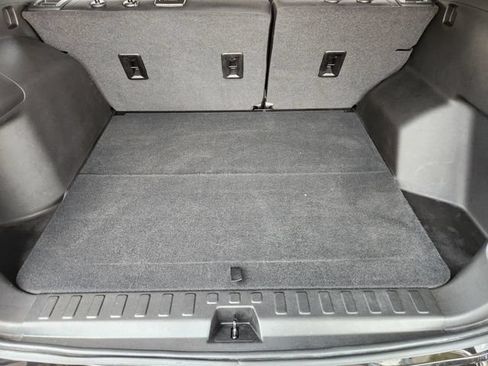 Used 2022 Chevrolet Equinox LS w/ LS Convenience Package FWD image 31