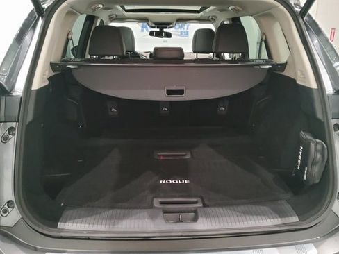 Used 2023 Nissan Rogue SL w/ SL Premium Package image 14