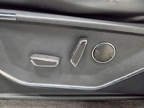 Used 2021 Ford F150 Lariat w/ Equipment Group 502A High AWD/4WD image 42