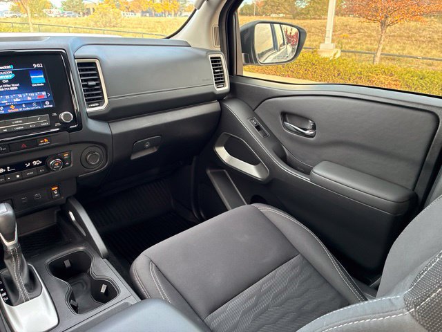 Used 2024 Nissan Frontier SV w/ Hardbody Edition AWD/4WD image 26