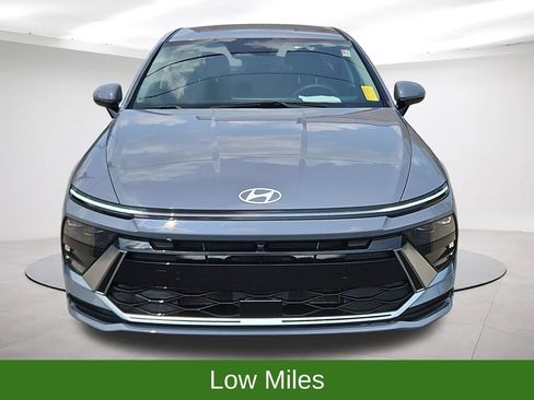 Used 2024 Hyundai Sonata SEL FWD image 2