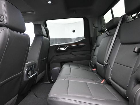 Used 2026 GMC Sierra 1500 Denali w/ Technology Package AWD/4WD image 12