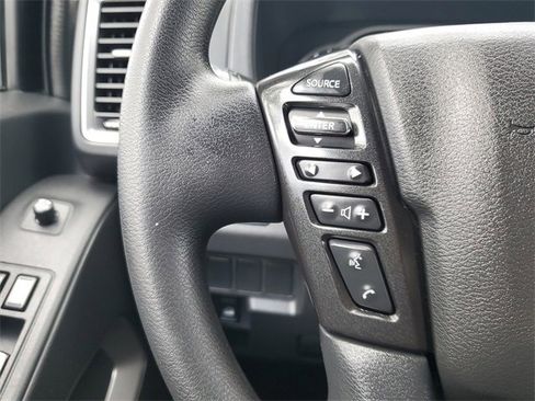 Certified 2023 Nissan Frontier SV image 17