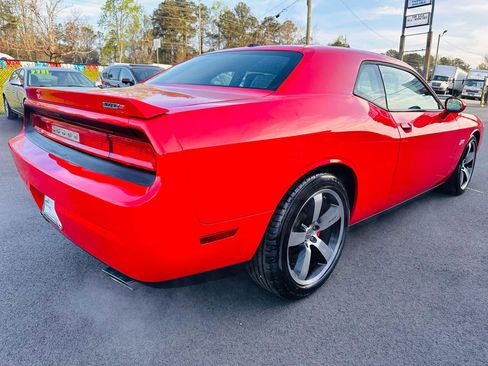 Used 2014 Dodge Challenger SRT8 image 5