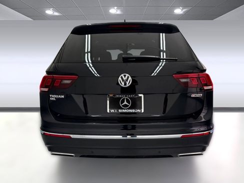 Used 2021 Volkswagen Tiguan SEL image 9