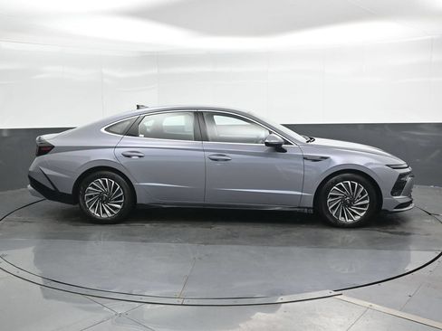 Certified 2024 Hyundai Sonata SEL FWD image 4